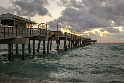 Dania pier 