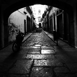 Narrow alley in city