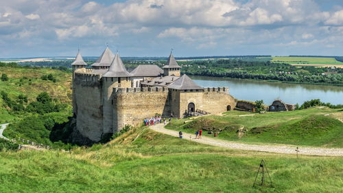 Khotyn, ukraine 11.07.2021. khotyn fortress in chernivtsi region of ukraine on a sunny summer day