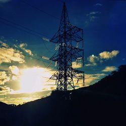 electricity pylon