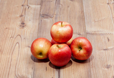 High angle view of apples on table