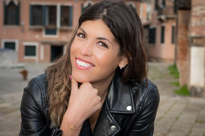 Portrait of a smiling young woman