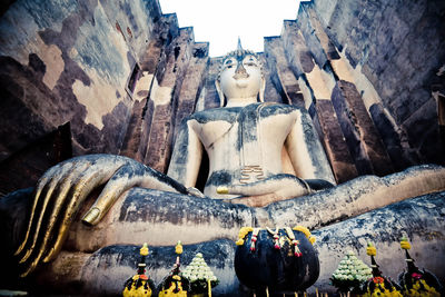 Statue of buddha statues in a temple