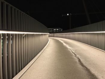 Brücke in der nacht