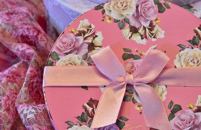 A round pink gift box