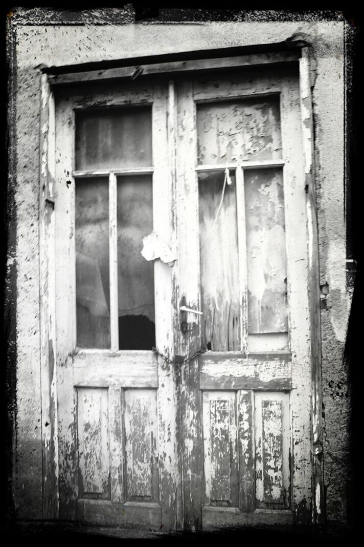 building exterior, architecture, built structure, window, house, door, wood - material, closed, residential structure, old, safety, wooden, residential building, outdoors, entrance, day, protection, wood, weathered, no people