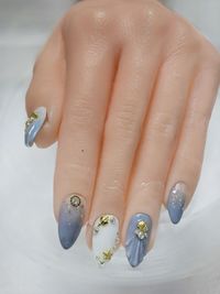 nail