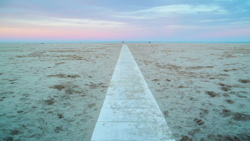 Surface level of sea against sky