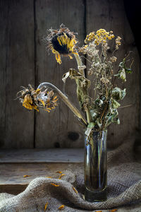 Close-up of flowers in vase on table