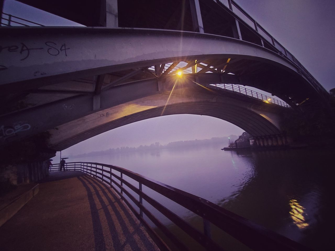 BRIDGE OVER RIVER AGAINST SKY