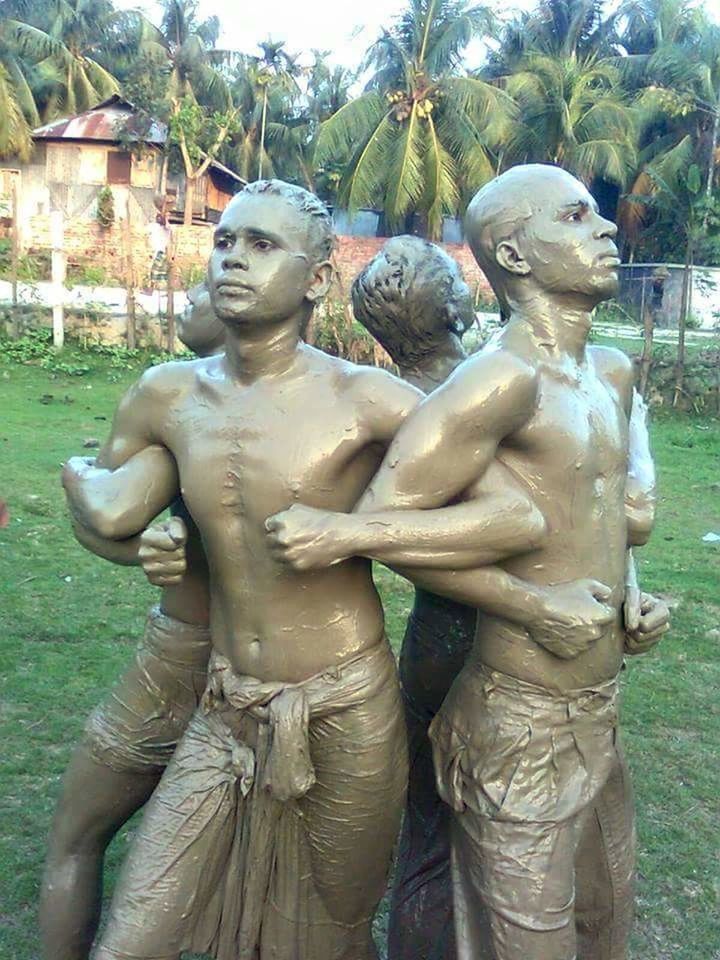 human representation, tree, outdoors, day, statue, sculpture, water, togetherness, human body part, people, nature, adults only, adult, human hand, young adult