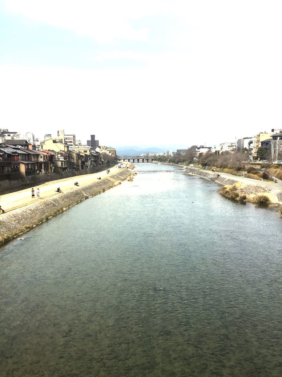 VIEW OF RIVER IN CITY