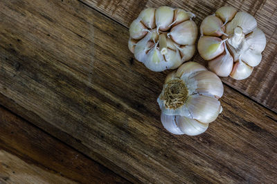 High angle view of garlic on table