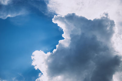 Low angle view of clouds in sky