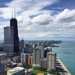 Willis tower against cloudy sky