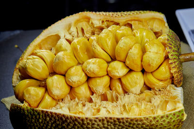 Close-up of bread in bowl