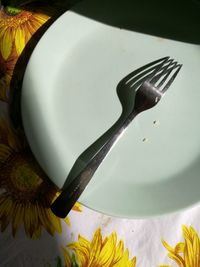 High angle view of empty plate on table