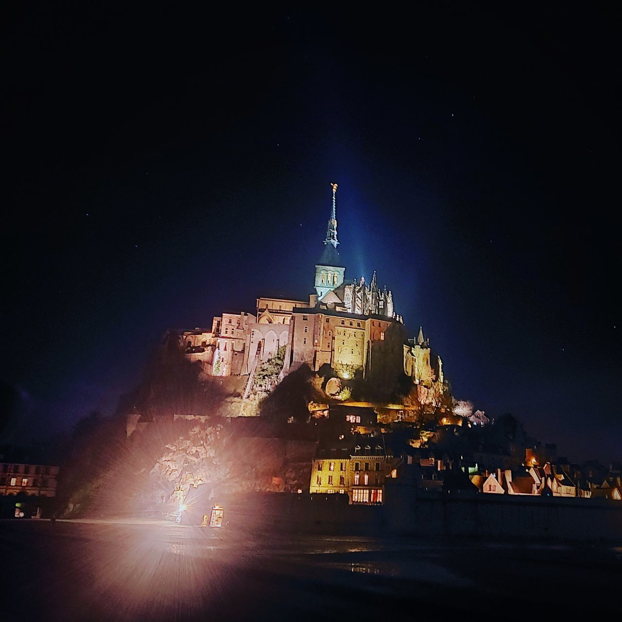 ILLUMINATED BUILDINGS AT NIGHT