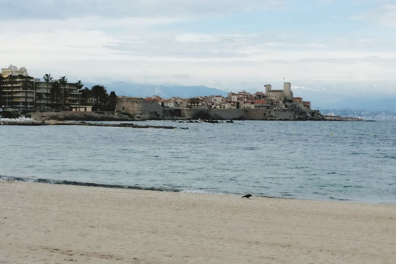 VIEW OF SEA AGAINST SKY