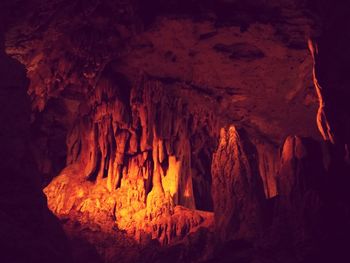 Stark caverns