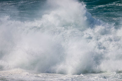 Waves splashing in sea