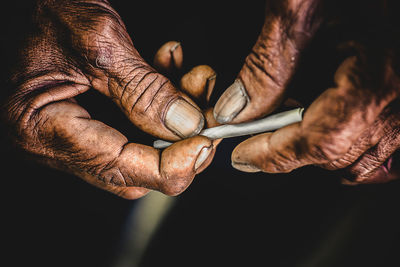 Close-up of man hand