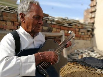 Man playing guitar