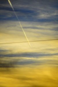 Vapor trail in sky