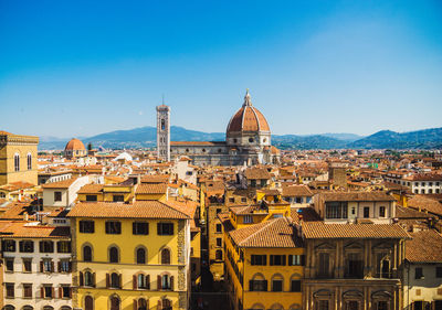 Looking at santa maria del fiore fom an elevated level.