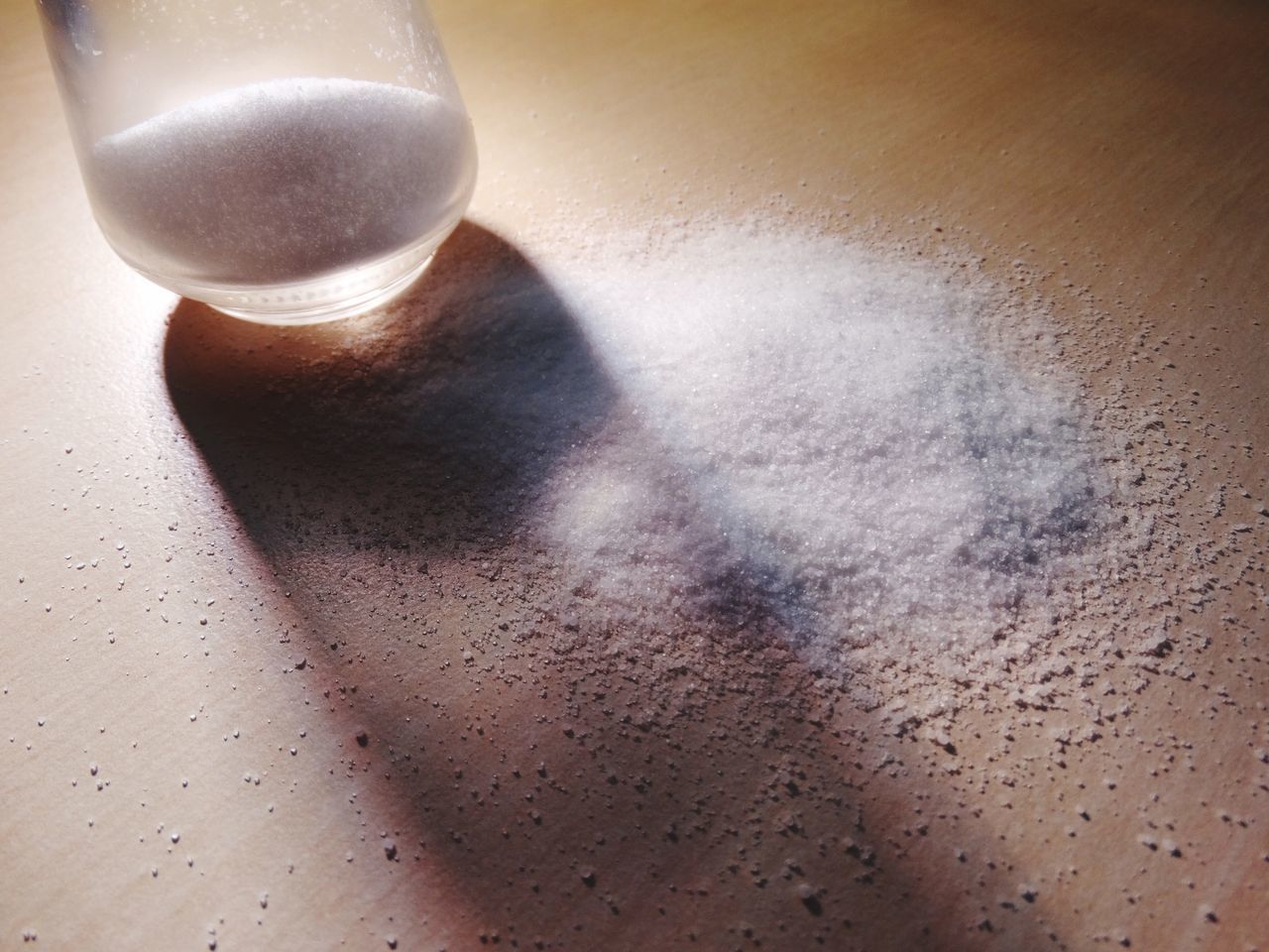 CLOSE-UP OF COFFEE ON TABLE