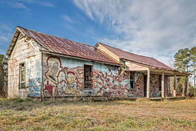 Abandoned built structure against sky