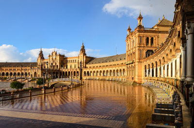 Plaza de espana against sky in city