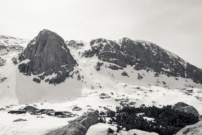 Snowcapped mountain against sky