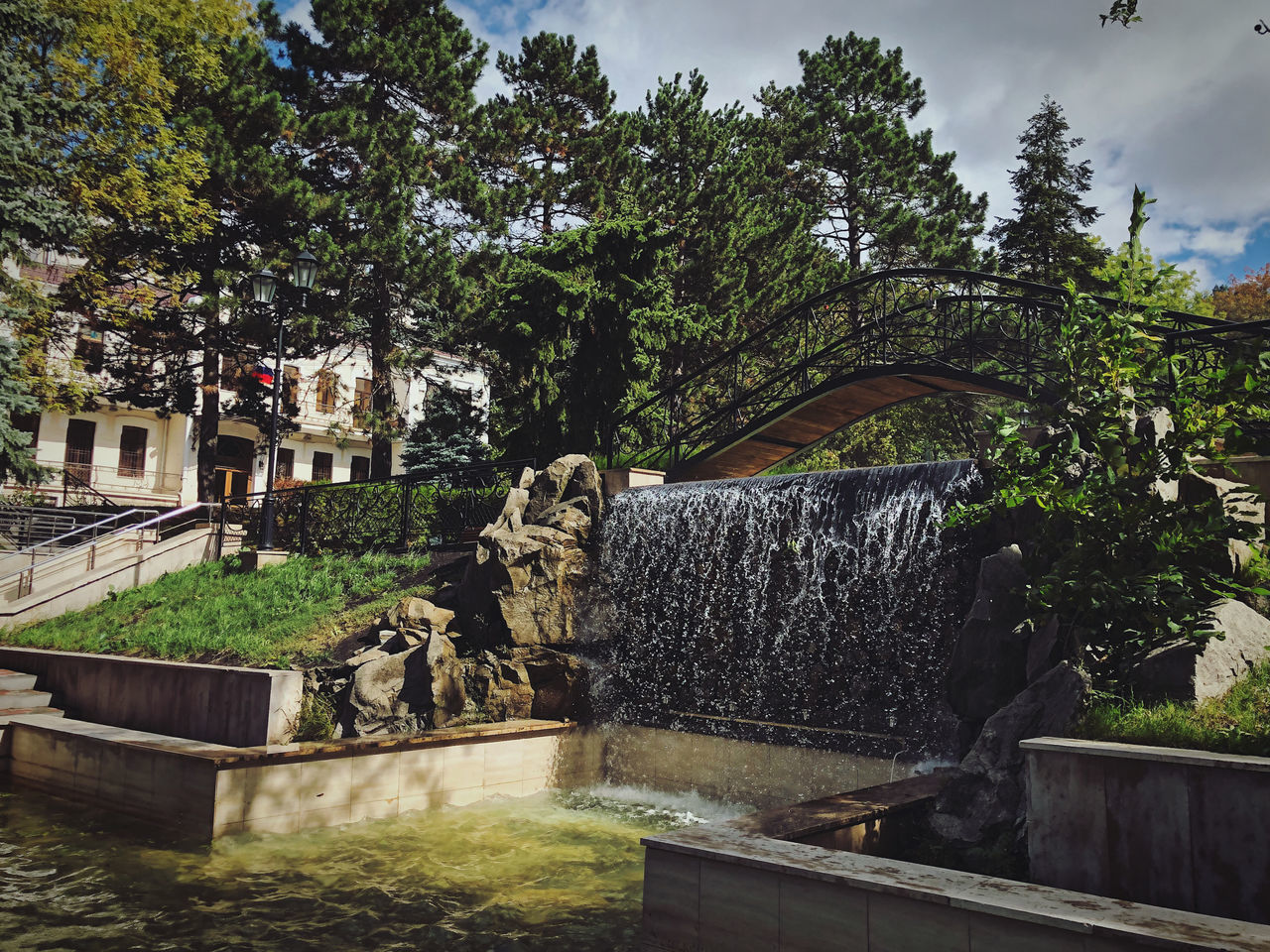 FOUNTAIN IN PARK