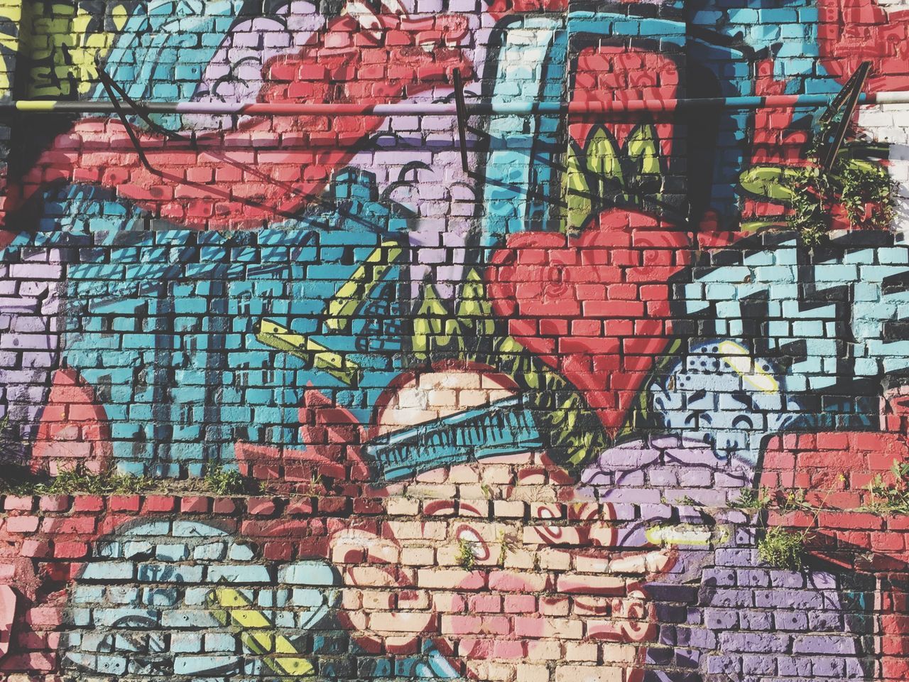 built structure, architecture, building exterior, wall - building feature, brick wall, graffiti, art, art and craft, creativity, multi colored, full frame, backgrounds, pattern, wall, design, red, day, outdoors, window, mural