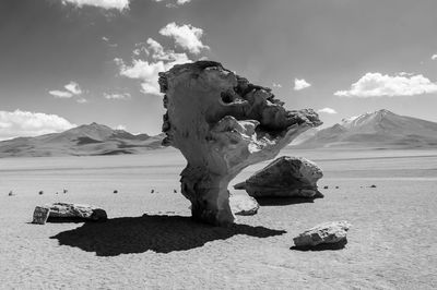 Arbol de piedra at eduardo abaroa andean fauna national reserve against sky