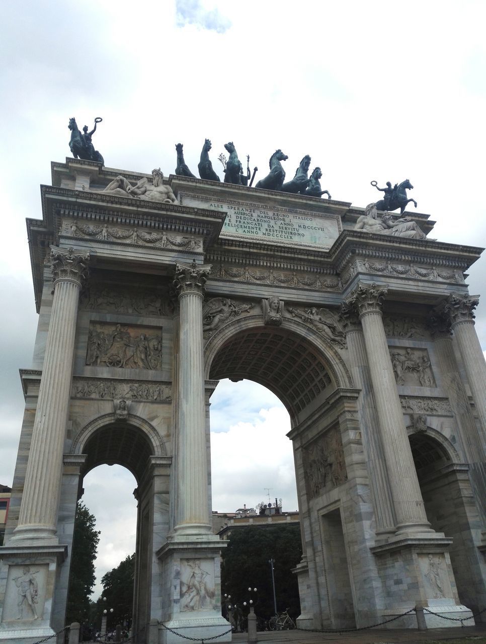 LOW ANGLE VIEW OF A MONUMENT