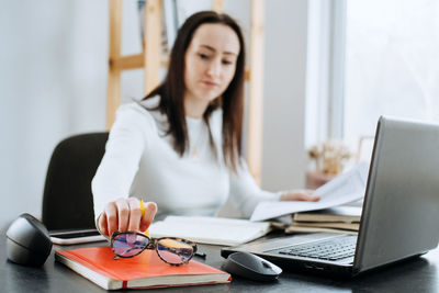 Accountant, auditor prepare and examine financial records. remote online accounting finance jobs.