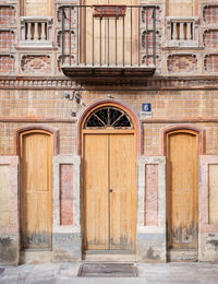 Doors and architecture