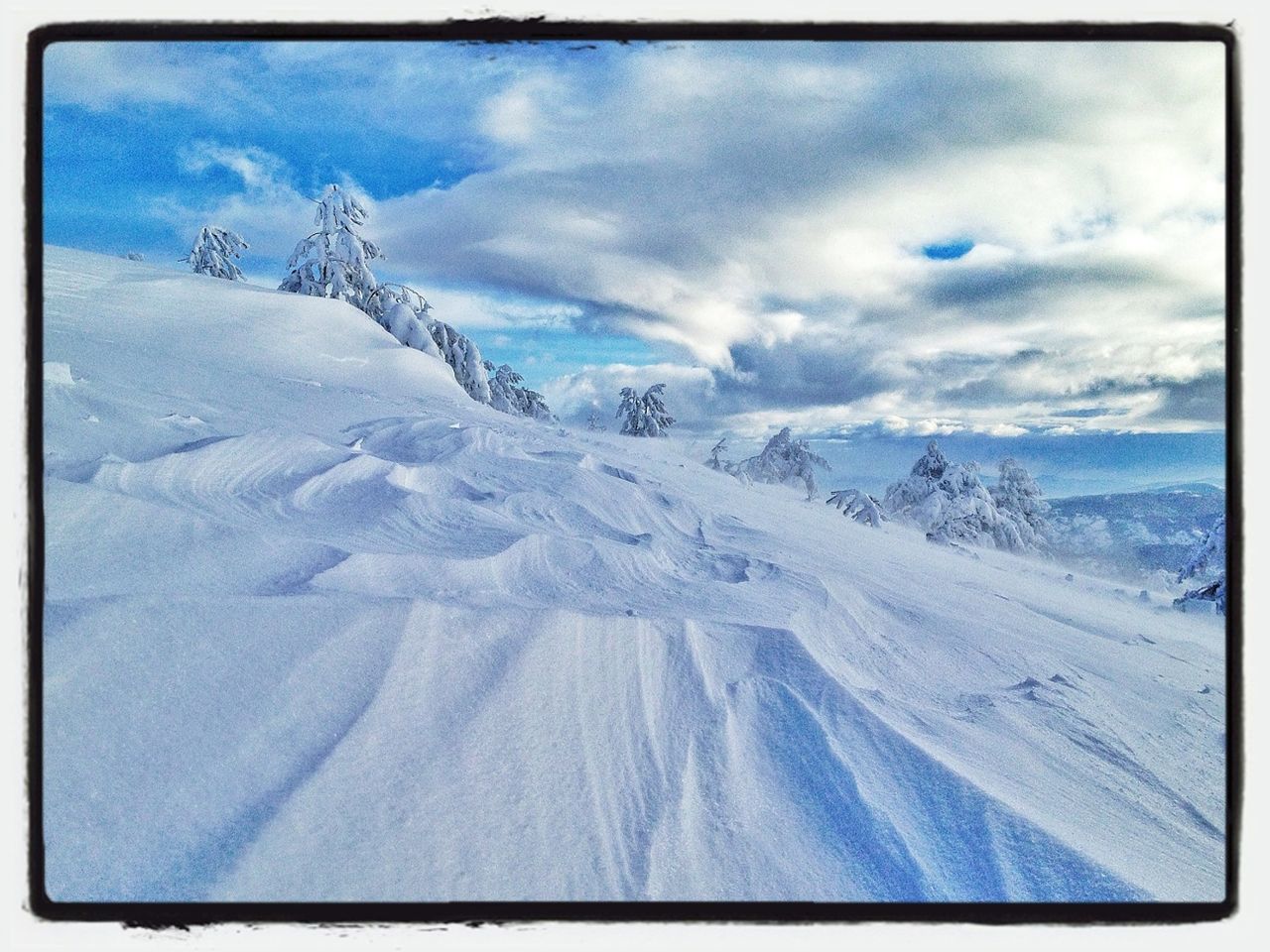 #FF #fotofriday para @fotomaf #esquídemontaña #sunrise #skimountaineering #amanecer #training #gasss #mountain #peñalara #ilovemountain #powdersnow #abriendohuella