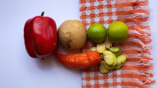 Close-up of apples and fruits
