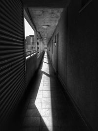 Narrow walkway along buildings