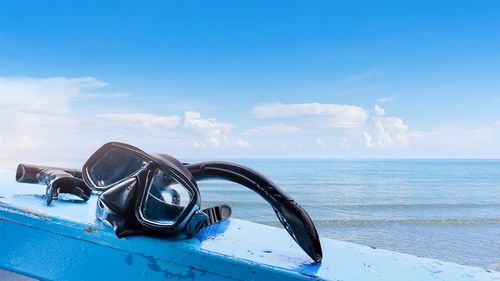 Snorkel mask with the sea background