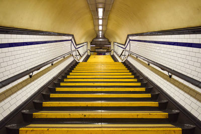 Yellow subway