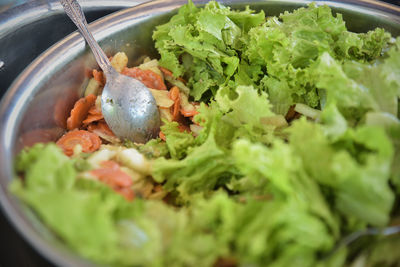 Close-up of chopped vegetables in bowl