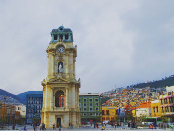 Monumental clock of pachuca against sky