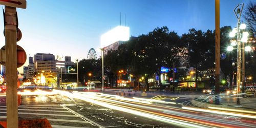 Traffic on city street at night