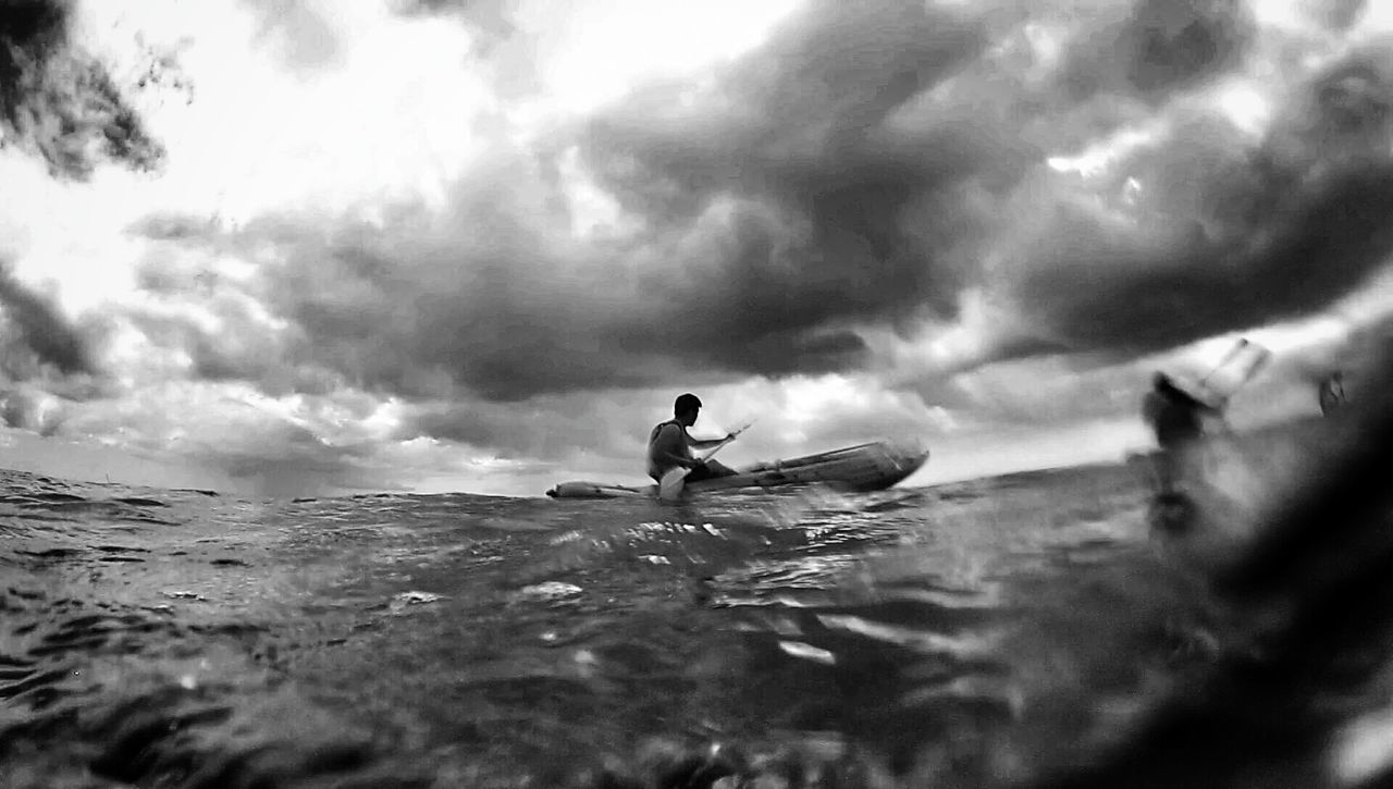 cloud - sky, sky, beach, leisure activity, lifestyles, cloudy, sand, childhood, full length, boys, men, nature, tranquility, weather, overcast, shore, day