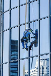 Scenery of madoka wiping work