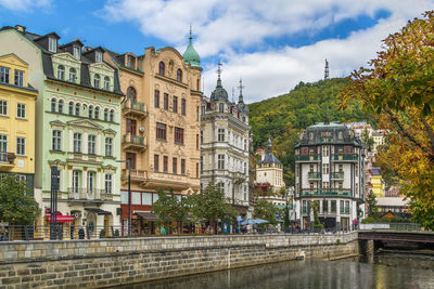 Embankment of tepla river in the center of karlovy vary, czech republic